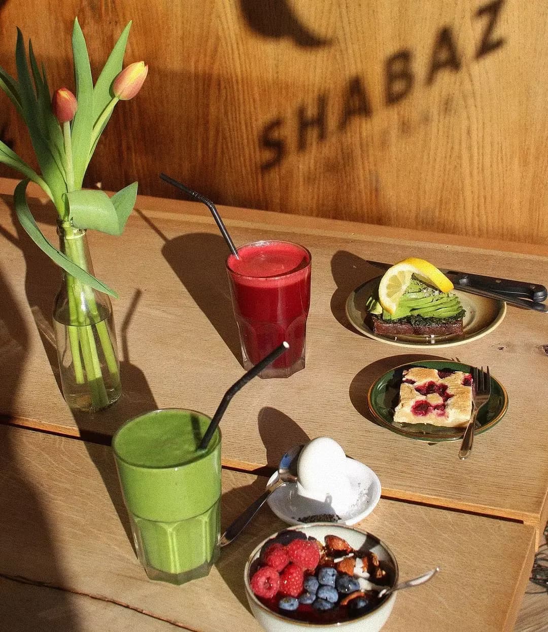 Shabaz Kaffebar banner